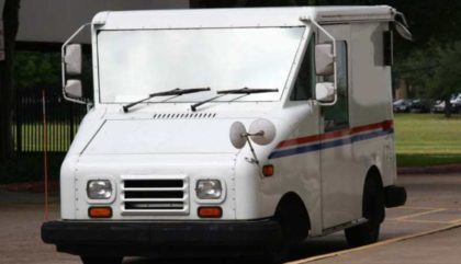 USPS delivery truck